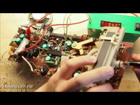 Radiomagnetofon ze śmieci - RM-132 - część pierwsza