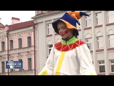 11.03.2019 / Тысячи жителей собрались в центре Пскова проводить зиму