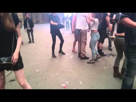 download lagu mp3 mp4 Drom Paris, download lagu Drom Paris gratis, unduh video klip Drom Paris