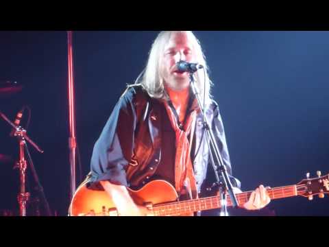 Mudcrutch - The Wrong Thing to Do (Nashville 05.31.16) HD