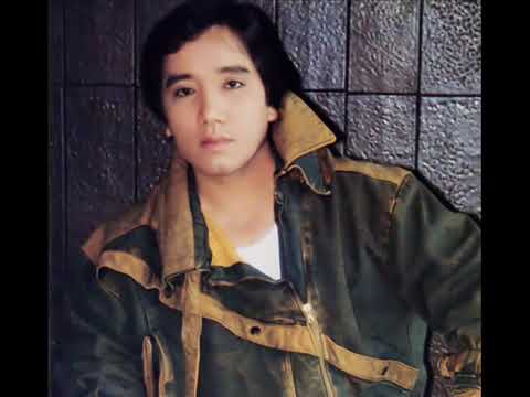 Thể hiện bởi Elvis Phương