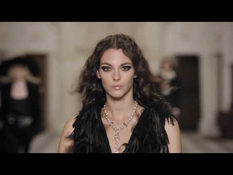 Chanel Pre-Fall 2020-2021 Métiers d’art - ‘Le Château des Dames’