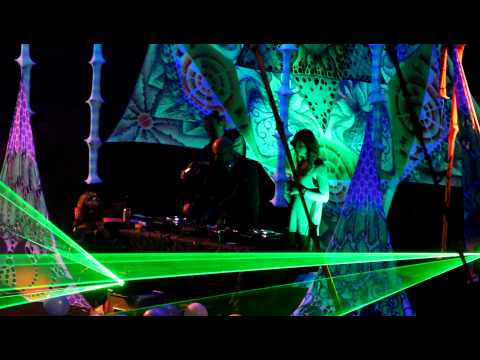 01.12.12 / TIP WORLD PARTY - Яна SunGirl