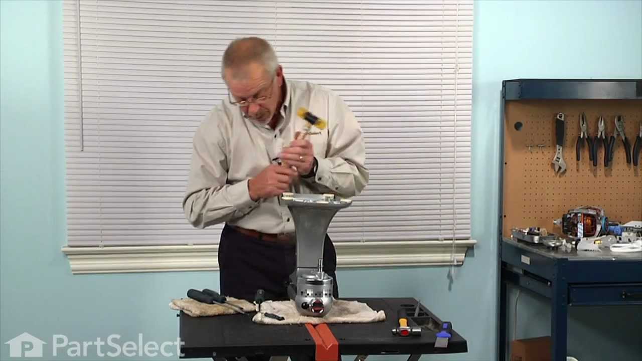 Replacing your KitchenAid Mixer Worm Gear and Bracket Replacing your KitchenAid Mixer Worm Gear and Bracket