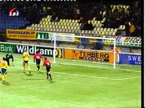 19-11-2004 Cambuur - Helmond Sport: 2-2