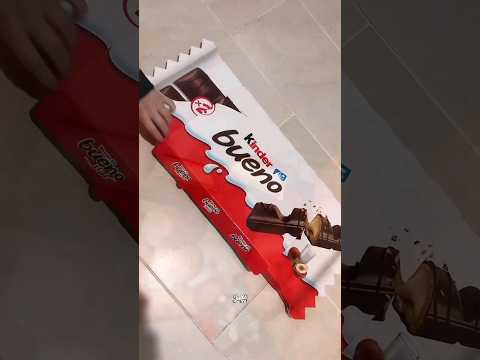 Tiny & Giant Kinder Bueno Chocolate | ASMR