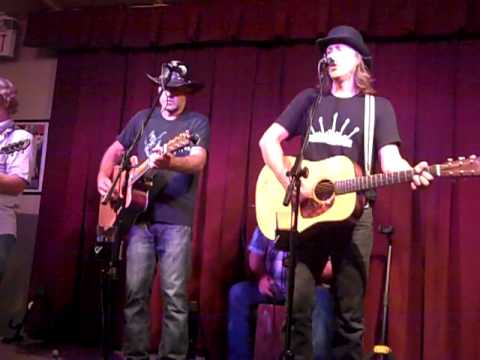 STONEHONEY - WHEN I'M ALONE (NICK RANDOLPH) - THE BUGLE BOY LA GRANGE, TX 5-20-2011