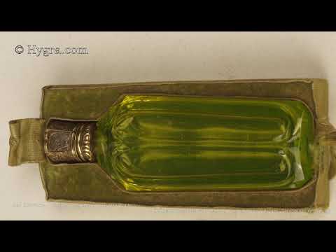 hygra-924Fndv: theatrical Mid 19th C  French traveling box, Nécessaire de voyage