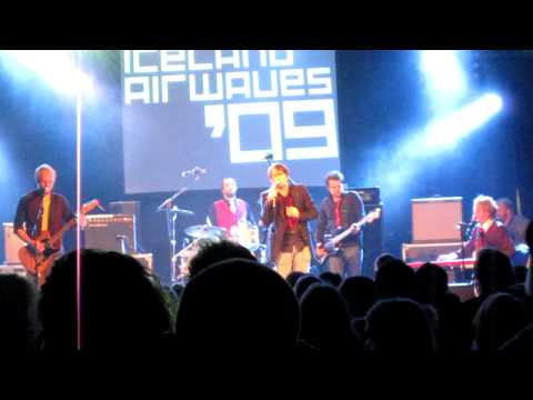 Lights on the Highway - Katrina (Live at Listasafn Reykjavíkur) October 15th