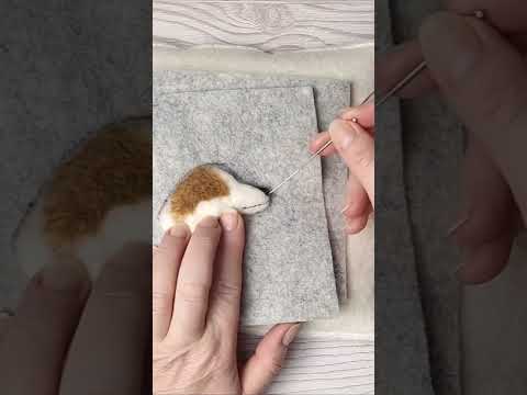 How to Needle Felt for Beginners - Needle Felted Dog #howtoneedlefelt #needlefelting #diycrafts