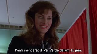 Download lagu Arnold suasanasegar terjun dari roda pesawat/SCENE mp3