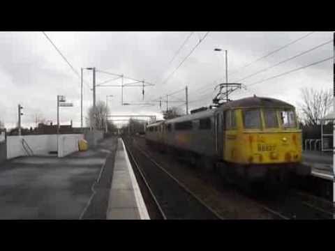 86627 and 86622 at Coatbridge Central. 18/02/14