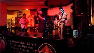 Ben Lawless Quartet - Hey, That's My Pint (Republic Bar)