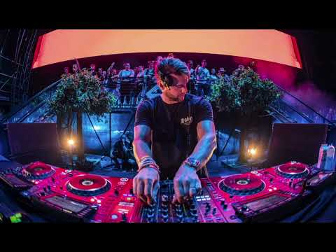 Pitbull Ft. Anthony Watts & DJWS vs. Flo Rida - (The Goodfellas Good Feeling Party Starter)