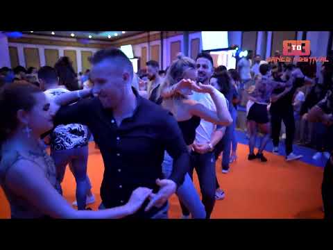 Daniel & Gatica - bachata social dance @BtoBBachataDanceFestival #danielydesiree #gatica