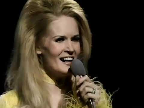 Lynn Anderson - Rose Garden - 1970