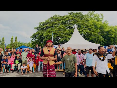 TINJU ADAT NAGEKEO  ETU FASTIVAL sadwin vs roga soa
