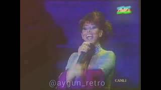 Instagram @aygun_retro Aygün Kazımova &quot;Sevdim&quot; LUKOYL konsert, 2001