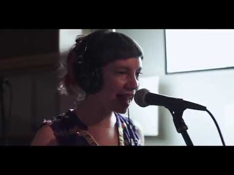 Niños del Cerro - El sueño pesa (ft. Chini Ayarza)