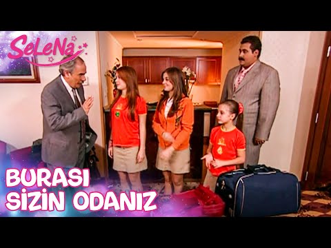 Kızlar ve Ekrem'in yeni evi - Selena
