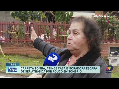 Moradora escapa após carreta tombar e invadir residência na BR-101