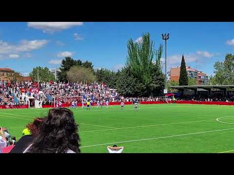 CDC Moscardo, la afición apretando contra la UD Melilla. Penúltima jornada de 2 RFEF. 27_04_2025