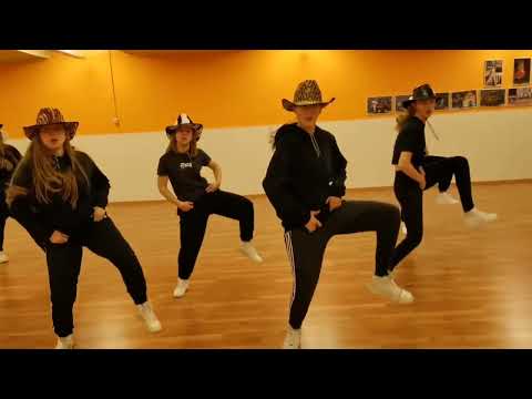 Plesni klub Idrija - Choreo Ana Trček ( Dua Lipa - Love Again)