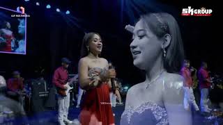 Download lagu SK Group | Menyulam Kain Rapuh - Sarah EkaSari mp3
