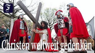 Karfreitagsprozessionen erinnern an Leiden Jesu