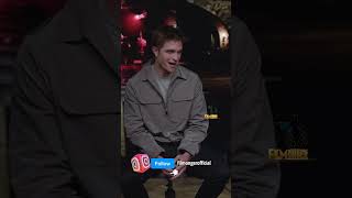 Robert Pattinson Being Thirsted Over By Zoë Kravitz video