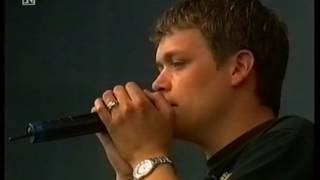 [HD] 3 Doors Down - Down Poison &amp; Kryptonite (2001 LiVE TV)