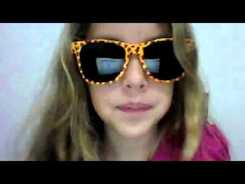 Maria clara cantando Katy Perry