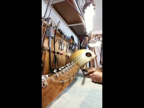 Kumbengo Koras presents: Chromatique, lever and pickup test