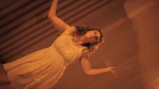 Grace Sings Sludge - Everlasting Arms (Official Video)