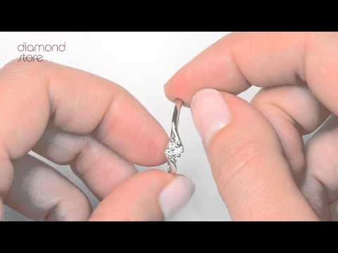 E3185 - Cluster Ring 0.12CT Diamond 9K White Gold