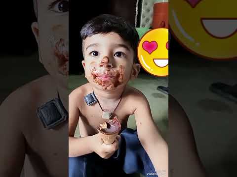 icecream khany ka treeqa koi RAYAN sy seekhy😄😃😀