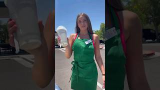 美しすぎるブロンド店員