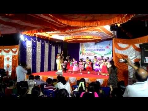 Pruksa Onam 2015 - Kids Dance Anika2