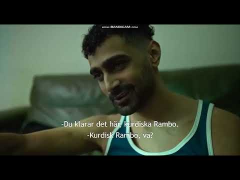 snabba cash   en gangster lär en thug hur man hanterar ett vapen