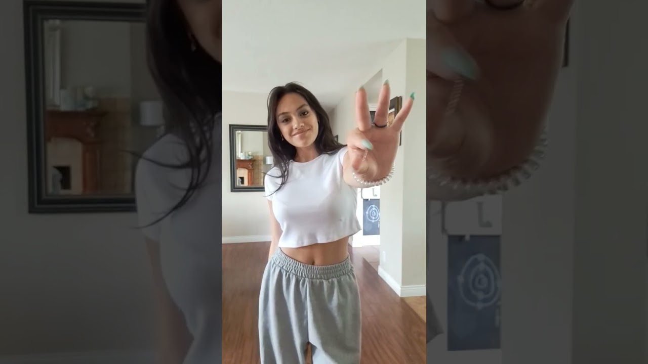 What To Wear With Sweatpants (Best Teen Styling Tips)