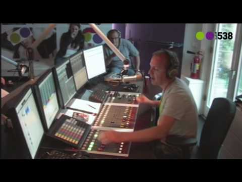 Radio538: Frans Duijts - Jij Denkt Maar Dat Je Alles Mag Van Mij (Live bij Evers Staat Op)