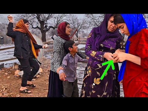 Fariba's hand injury after playing in the snow on the farm