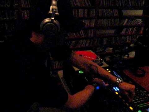 Jonn Hawley Live On 91.7 FM WMSE Milwaukee