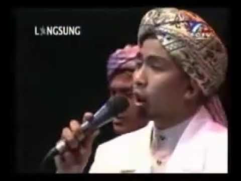 Qathrunnada International - Zat Yang Maha Suci (LIVE)