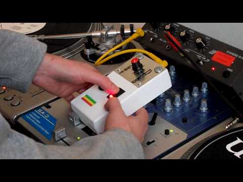 RC CIRCUIT BENT 'MIGHTY DUB' SIREN SOUND FX SYNTH