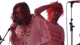 Machine Gun Fellatio 2002-03-11 Moonee Valley Racecourse (Push On 2002)