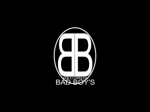 Si Nos miran por la calle la - santa Grifa