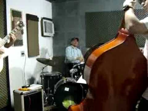 Walkin Guilherme Franco Quarteto  tom F