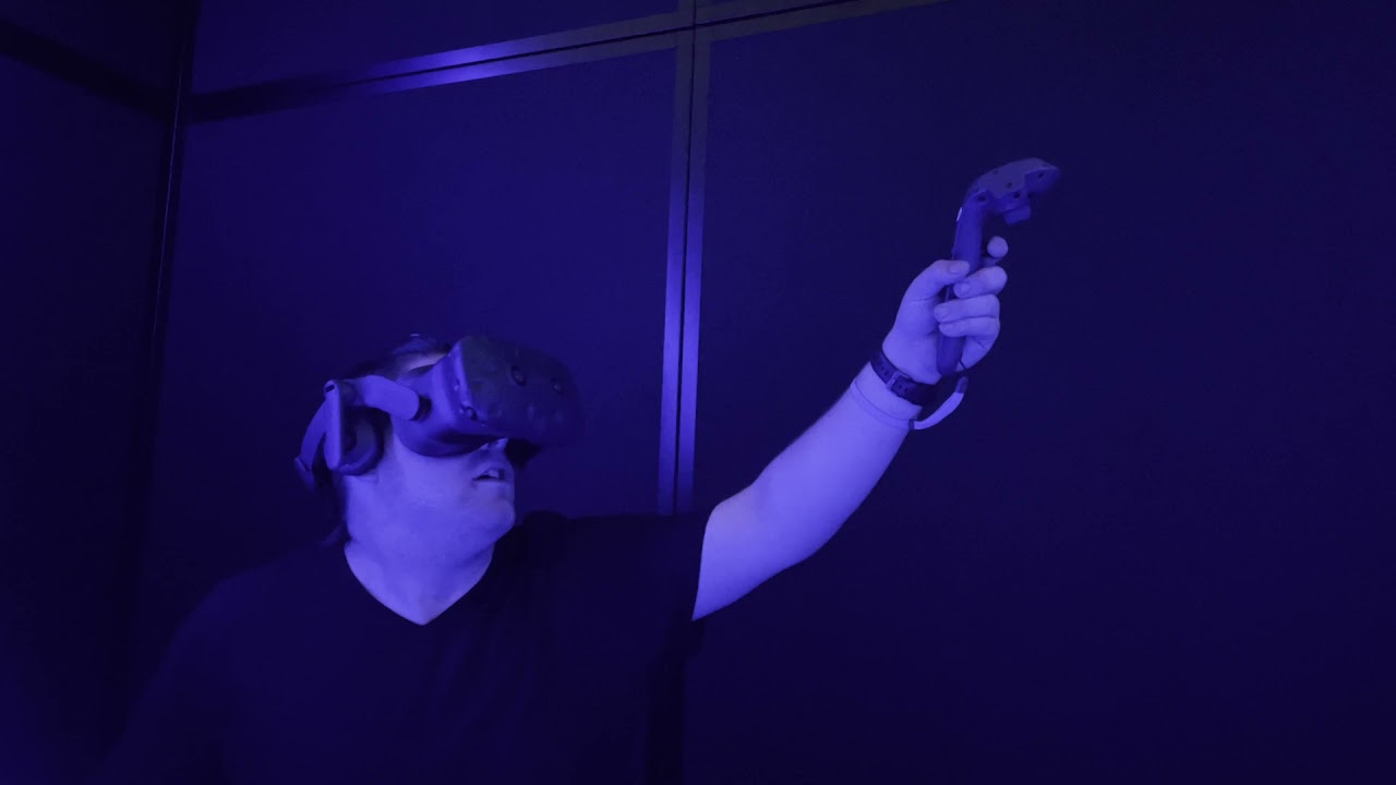 Take a peek into VR experience at Apsis escape rooms.