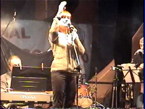 Nora Roca - COMO DOS EXTRAÑOS